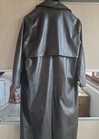 Gri Deri Kemerli Uzun Manto - Görsel 2