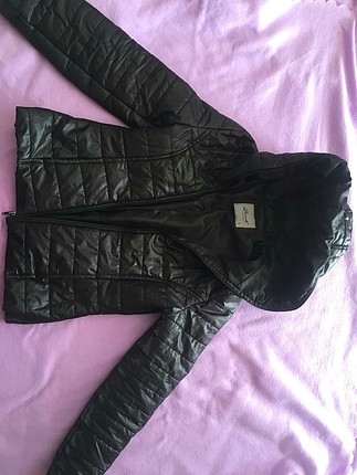  Siyah şişme mont 