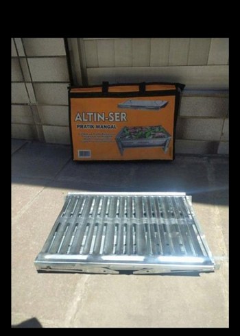 Diğer Katlanabilir Pratik Oluklu Izgaralı Mangal 40x26 cm