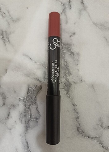 Golden rose lip crayon 