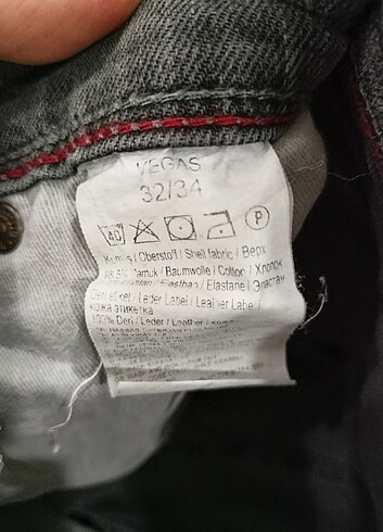 32 Beden gri Renk Mustang jeans