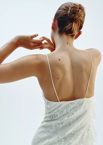 Zara Zara Kısa Pullu Fırfırlı Elbise