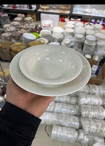 Kase ve çukur tabak