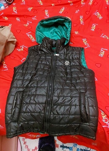 Emporio Armani yelek