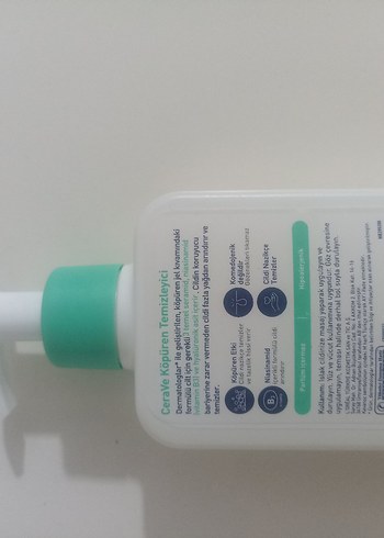 Diğer CeraVe Köpüren Yüz Temizleyici 236 ml