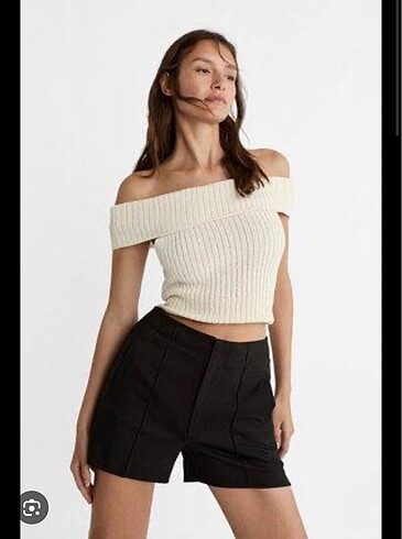 Stradivarius Dikiş Detaylı Smart Şort