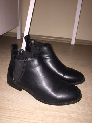 Kısa bot