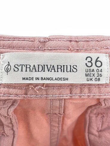 36 Beden pembe Renk Stradivarius Jean / Kot %70 İndirimli.