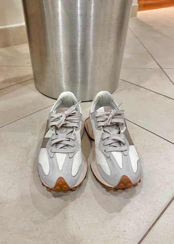 New Balance 372 modeli - Görsel 2