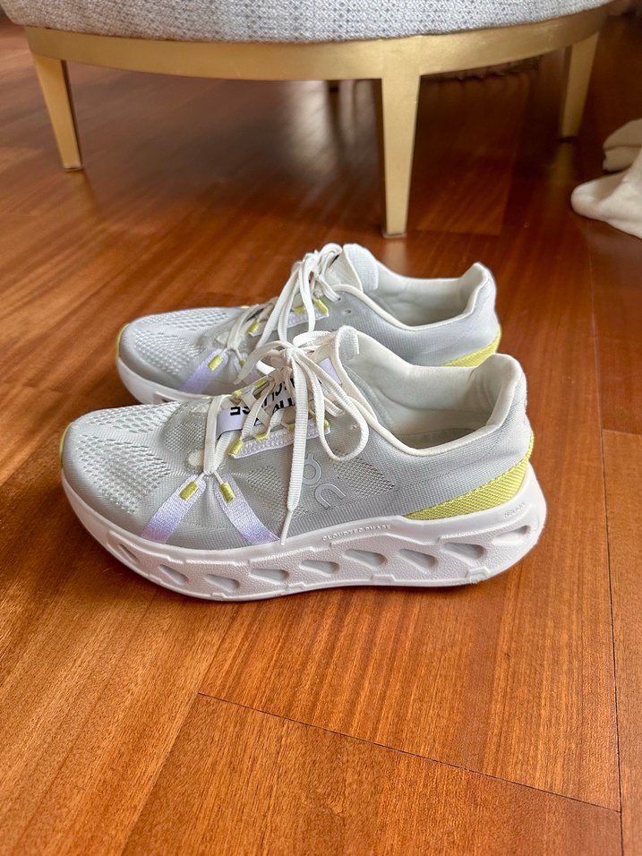 On Cloud Kadın Spor Ayakkabı - Görsel 4