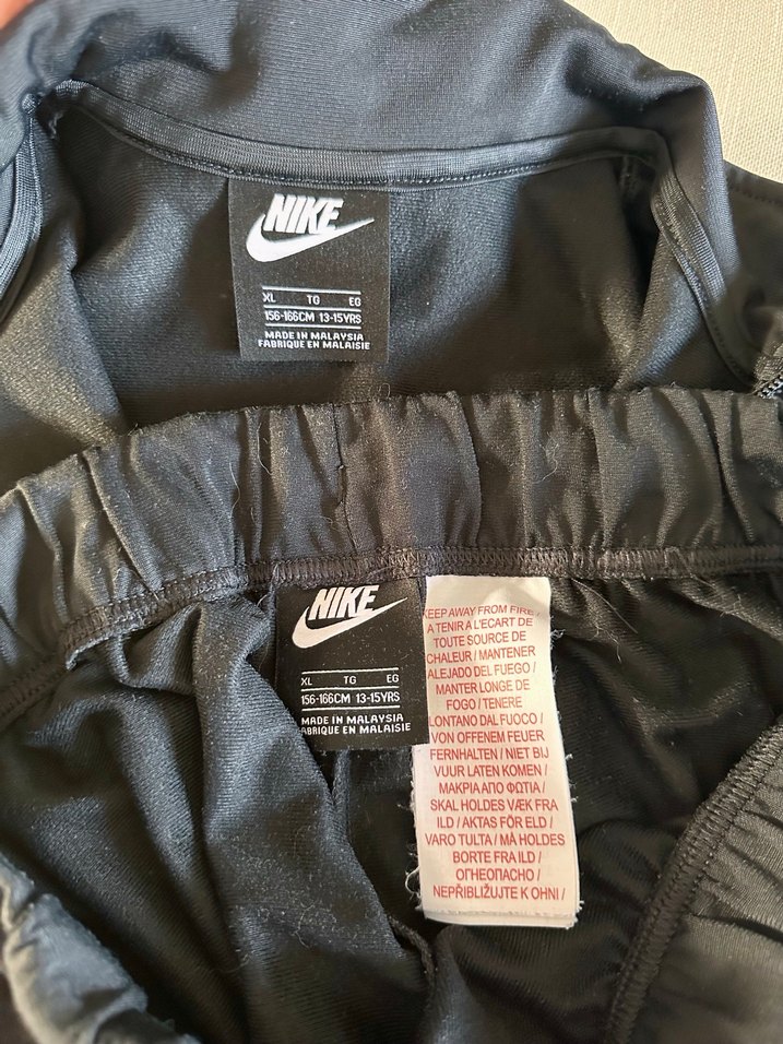 Nike Siyah Fermuarlı Erkek Eşofman Takımı - Görsel 4