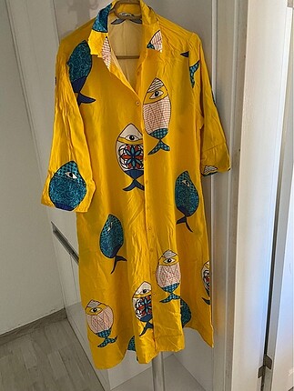 m Beden sarı Renk Sarı kolları dirsek boy uzun elbise?