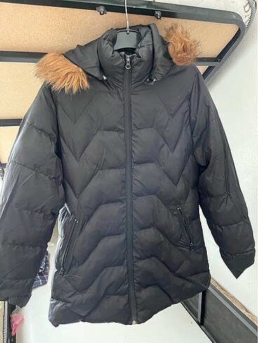 Diğer Kürklü Mont