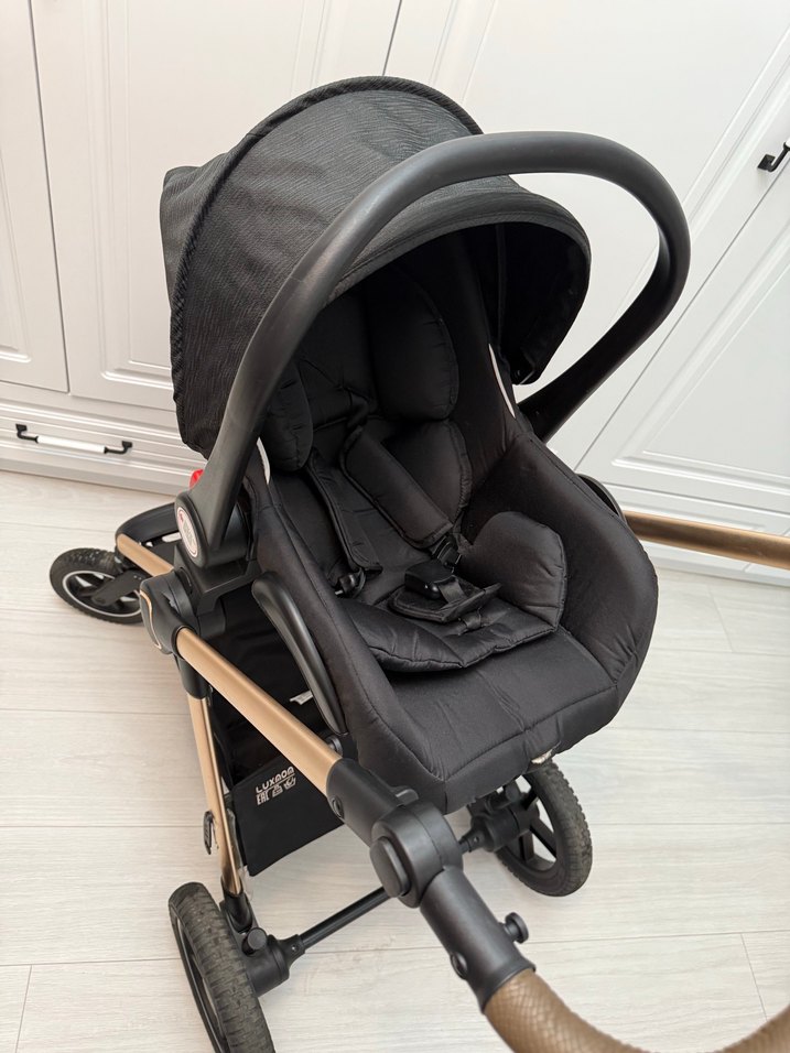 Siyah Bebek Arabası, Katlanabilir ve Dayanıklı - Görsel 2