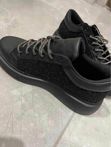 Spor ayakkabı - Görsel 3