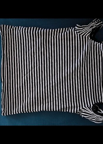 Kız Çocuk Çizgili Düğmeli Kısa Kollu Tişört - Görsel 4