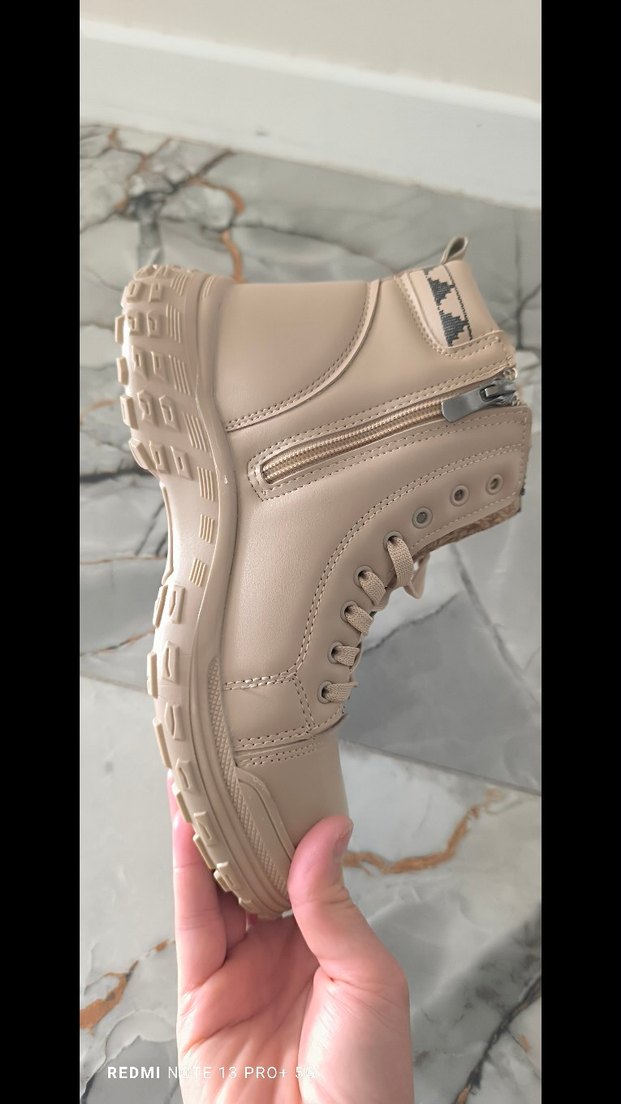 Bej Kadın Dolgu Topuklu Sokak Stili Bot - Görsel 4