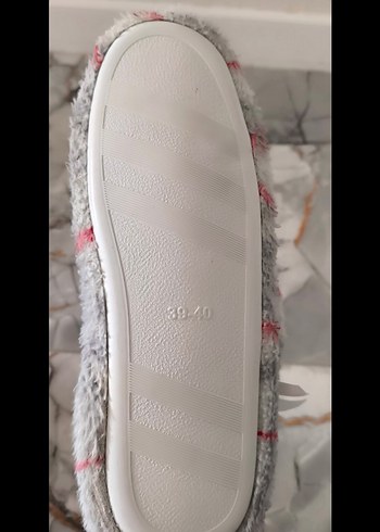 Ekose Desenli BAYAN Sıcak Ev Terliği - Görsel 3