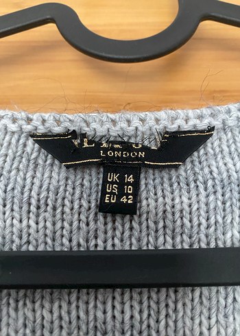 Gri V Yaka Örgü Kadın Triko - Görsel 3