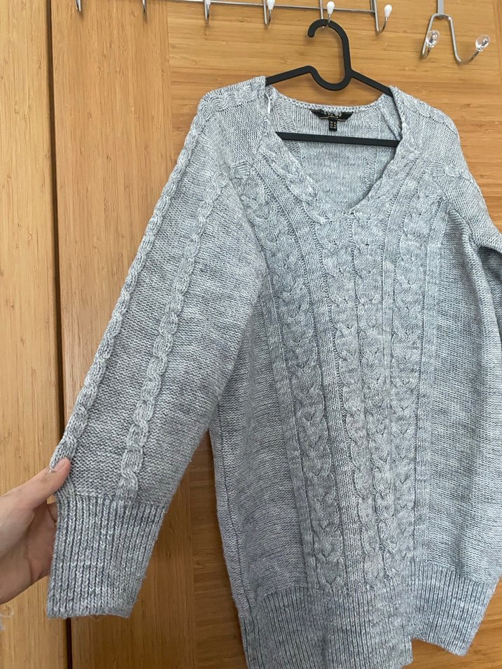 Gri V Yaka Örgü Kadın Triko - Görsel 4