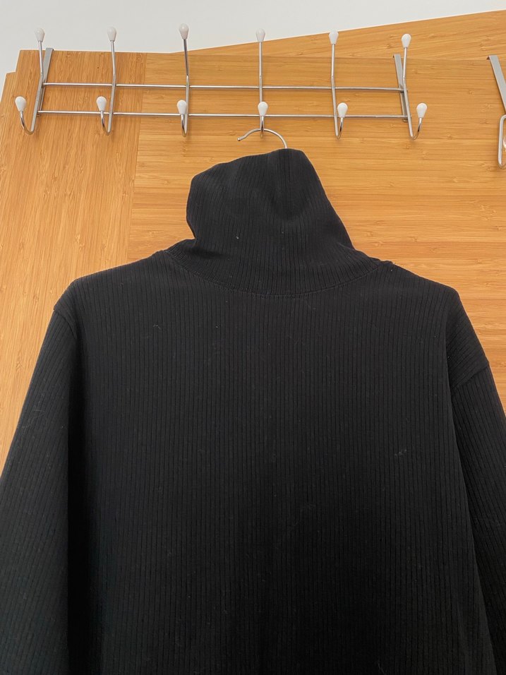 Kadın Siyah Yüksek Yaka Düğmeli body - Görsel 2