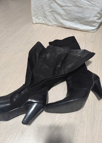 Siyah Süet Dizüstü Topuklu Çizme - Görsel 4