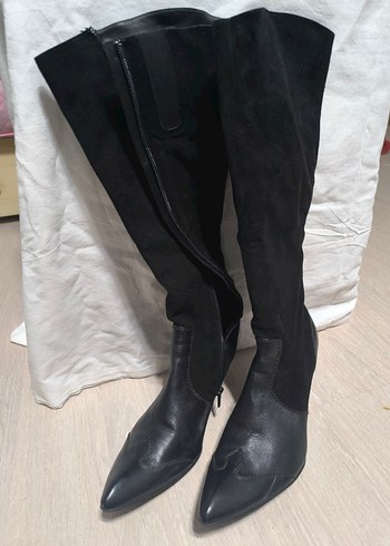 Siyah Süet Dizüstü Topuklu Çizme - Görsel 3