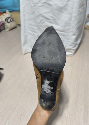 Bej Süet Topuklu Kadın Diz Boyu Çizme - Görsel 4