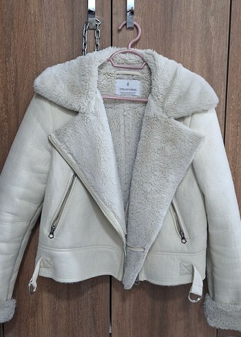 Stradivarius kadın beyaz kürklü ceket - Görsel 2