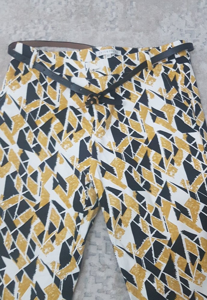 Desenli Sarı siyahi Kemerli Kadın Kumaş Pantolon - Görsel 3