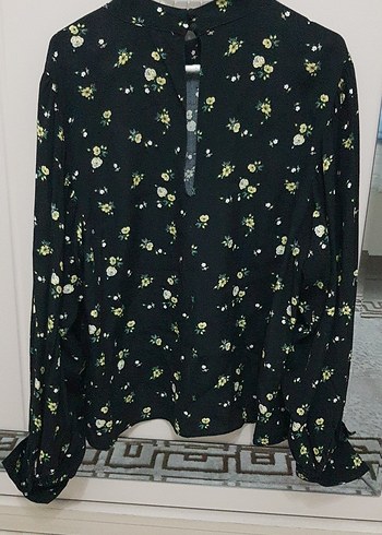Siyah Çiçek Desenli Uzun Kollu Bluz - Görsel 6