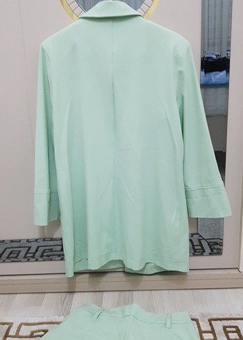 Düğmeli Yeşil Kısa Kol Blazer ve sort takim - Görsel 10