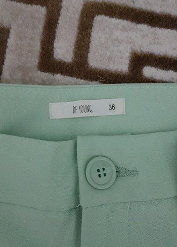 Düğmeli Yeşil Kısa Kol Blazer ve sort takim - Görsel 4