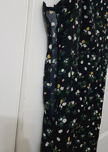 Midi Elbise, Fırfırlı, Siyah Çiçek Desenli - Görsel 4