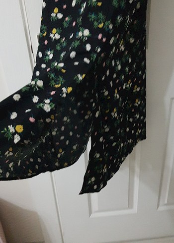 Midi Elbise, Fırfırlı, Siyah Çiçek Desenli - Görsel 3