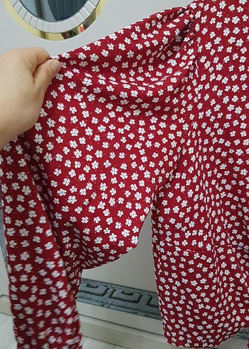 Kırmızı Düğmeli Uzun Kollu Kadın Bluz - Görsel 3