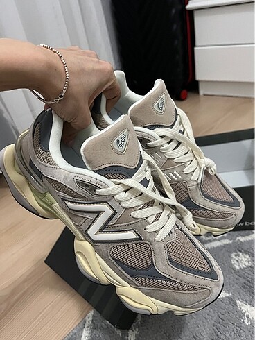 New Balance New balance 9060 model