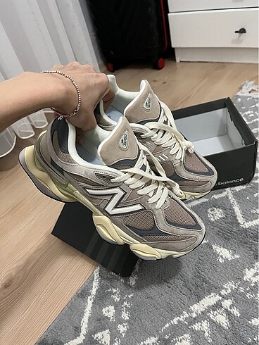 New balance 9060 model