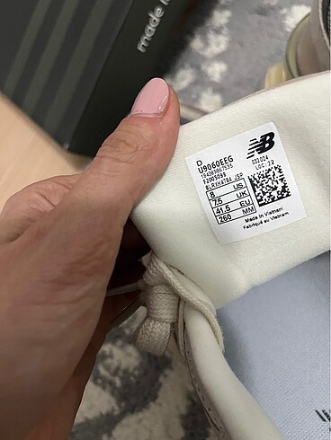 41 Beden camel Renk New balance 9060 model