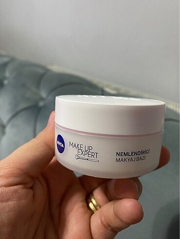 Nivea makyaj bazı