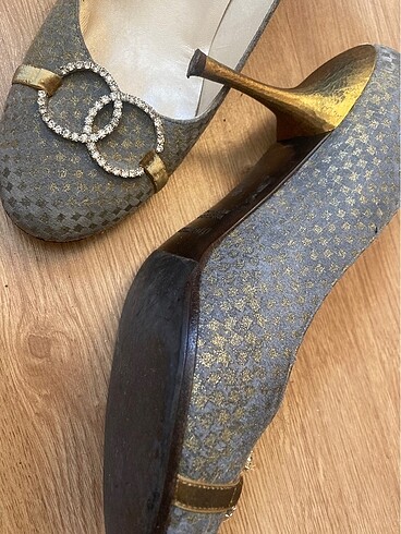 Gianna Meliani 460$ VAKKO ?dan Gianna Meliani Stiletto