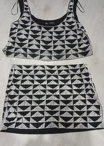 Desenli Siyah Mini Etek