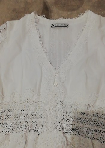 Zara Beyaz Dantel Detaylı Bohem Midi Elbise