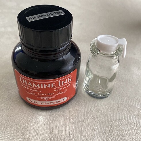 Diamine wild strawberry mürekkep sample