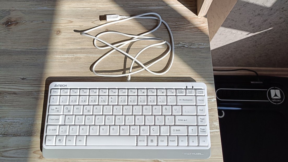 A4Tech FK11 Beyaz Renk Sıfır Klavye - Görsel 3