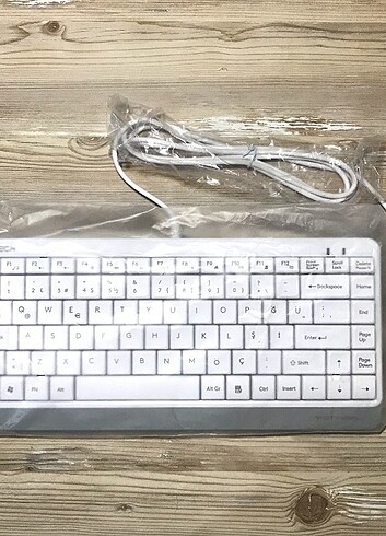A4 Tech FK11 beyaz kablolu klavye