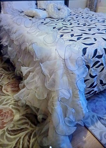 brillant marka gelinlik model yatak örtüsü - Görsel 2