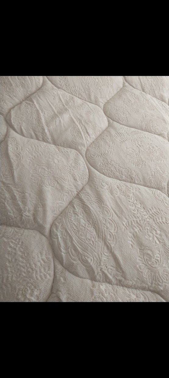 Bej Renkli Kabartmalı Yatak Örtüsü-Yorgan - Görsel 4