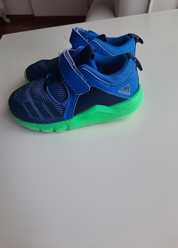 Adidas Adidas 25 numara ayakkabı