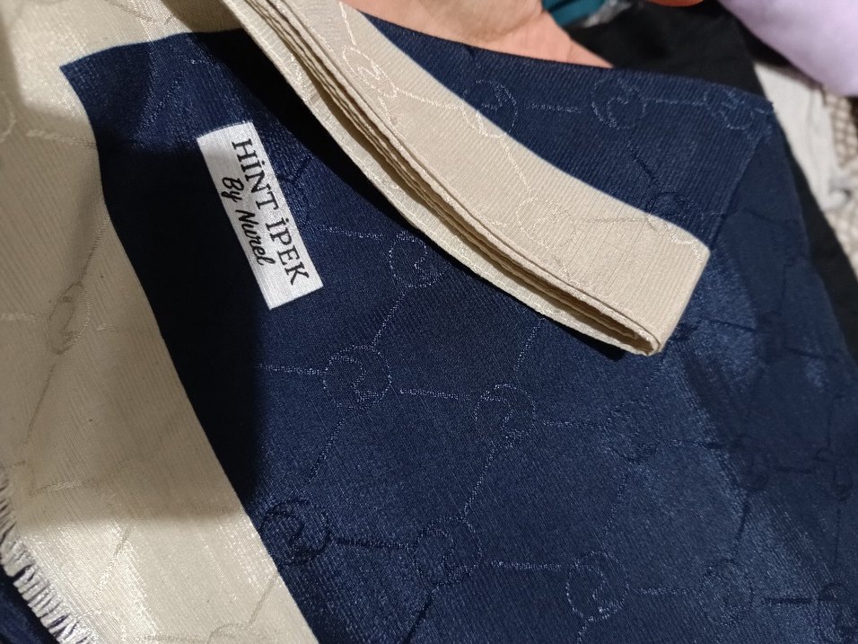 Lacivert Şal - Görsel 2